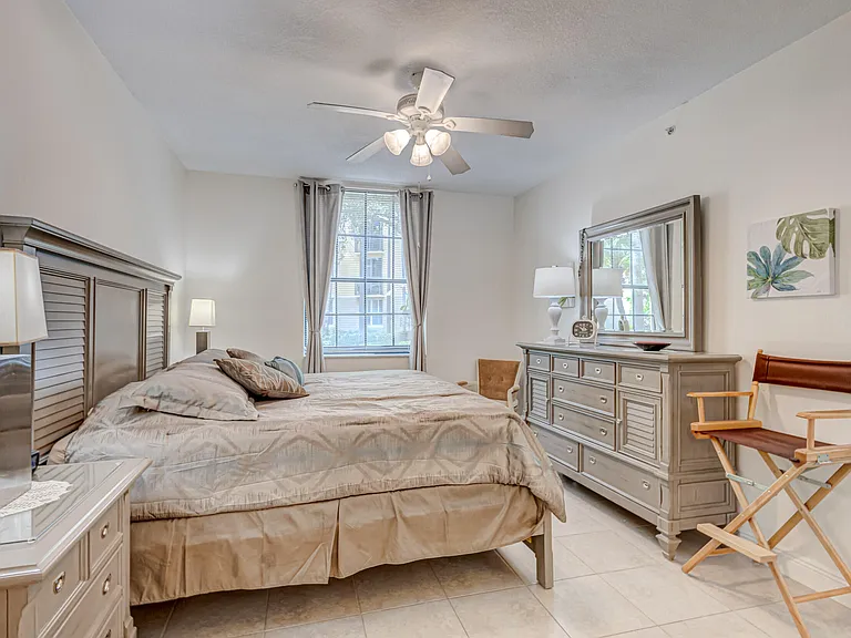 630 Sapodilla Ave #112 — Photo 25
