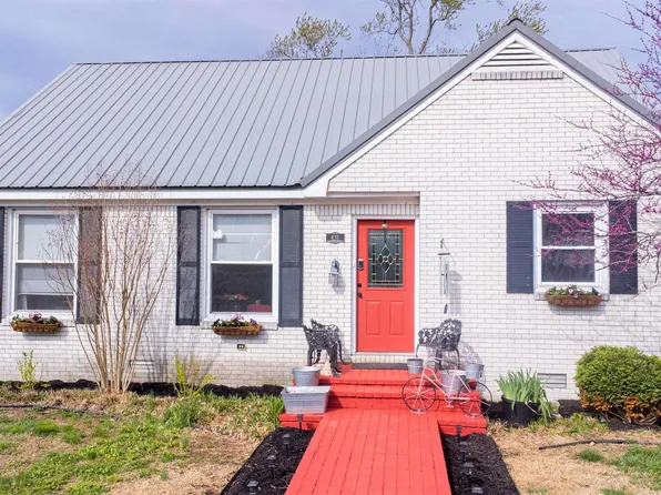 431 Wyatt Ave, Kevil, KY 42053