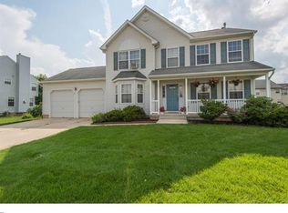 47 Fawn Hollow Rd, Burlington, NJ 08016