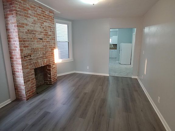 3rd image of 335 Hampshire St #1