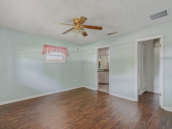 5th image of 2907 Sherwood Lane