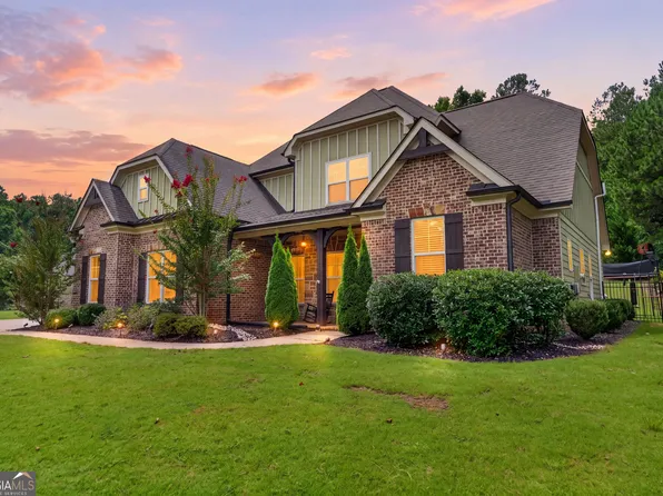 845 Walnut River Trl, Hoschton, GA 30548