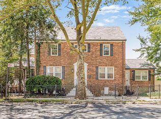 1078 Waring Ave, Bronx, NY 10469
