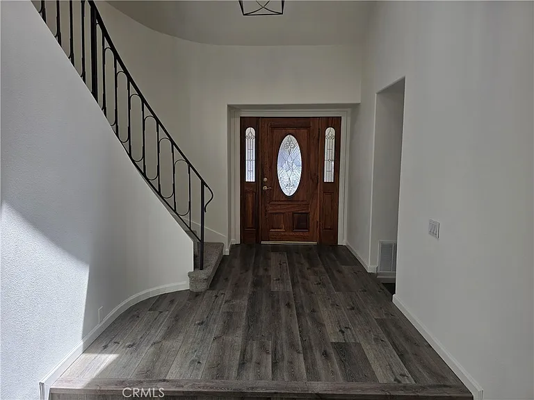 25317 Avenida Ronada — Photo 5