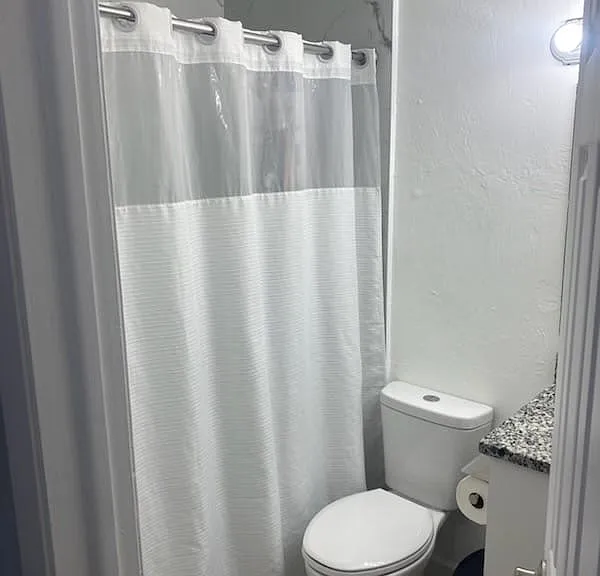 24th Pl SW — Photo 4