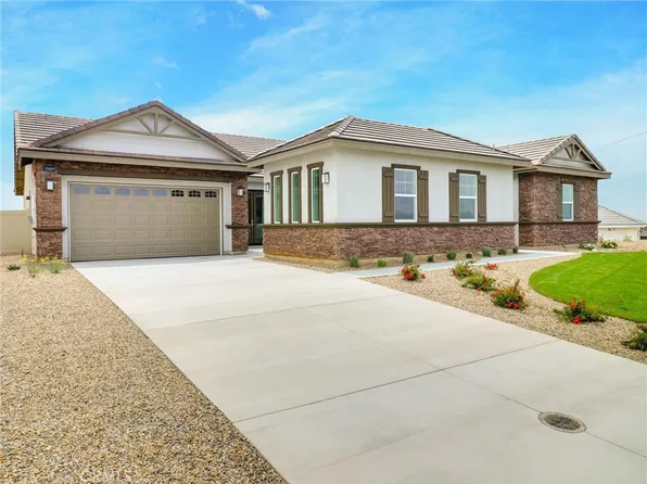 35885 Wildwood Crest Dr, Yucaipa, CA 92399