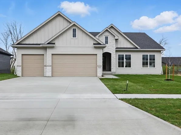 712 E Bridge Rd, Polk City, IA 50226
