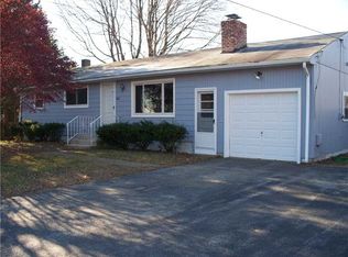 44 Perkins St, Warwick, RI 02886