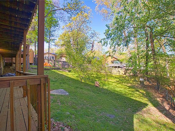 3rd image of 5 Billingsley Dr