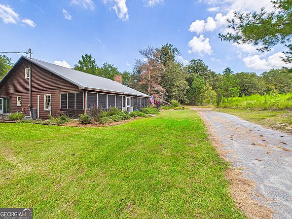 5th image of 360 Parks Rd