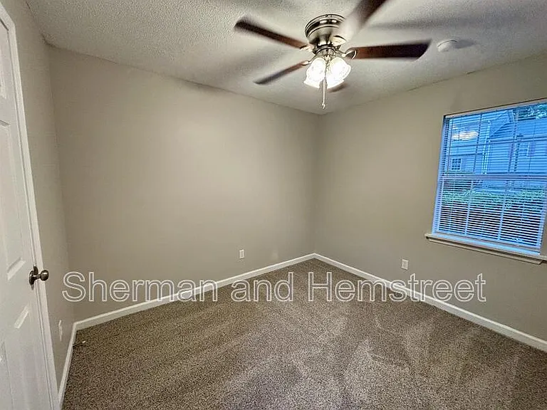 308 Commons Dr #308 — Photo 8