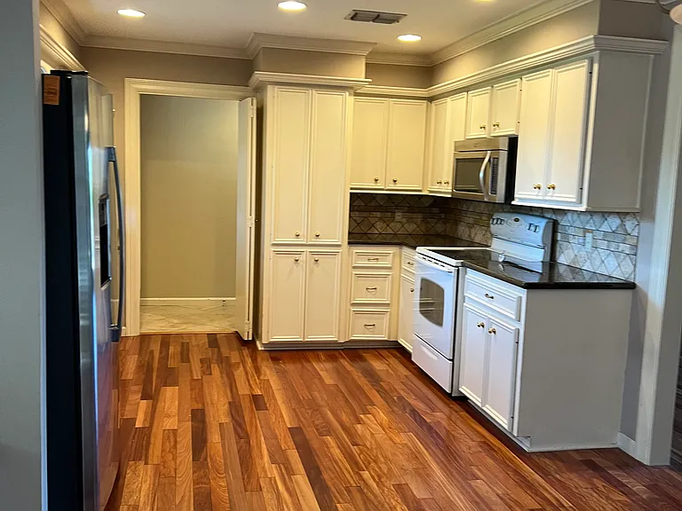 Kitchen Stove and Microwave