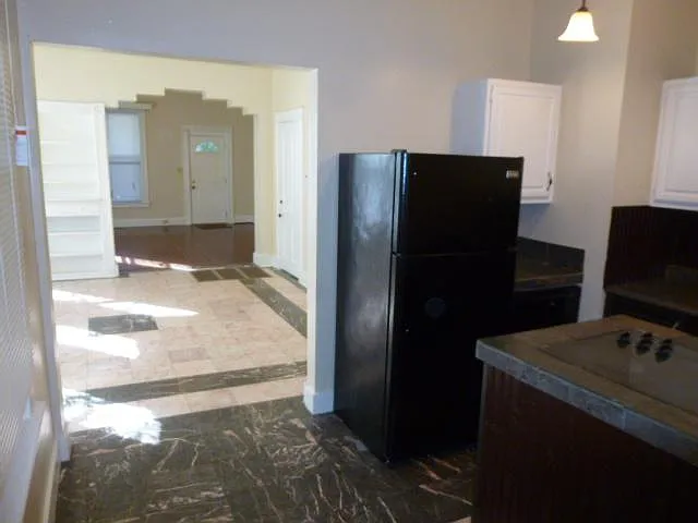 416 S Adams St — Photo 12