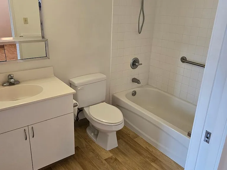 215 N King St #1706 — Photo 21