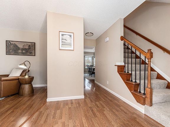 3rd image of 3884 Antrim Rd