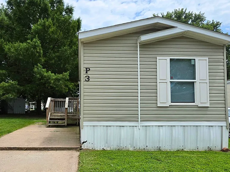 2320 E Macarthur Rd #P03 — Photo 14