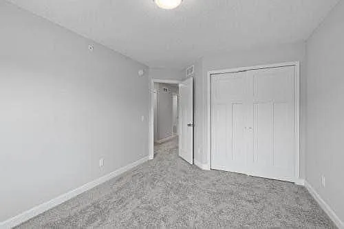 10904 Holly Pl N — Photo 6