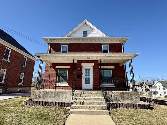 2nd image of 903 13th Avenue