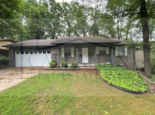 8800 Oakhaven Dr, Sherwood, AR 72120