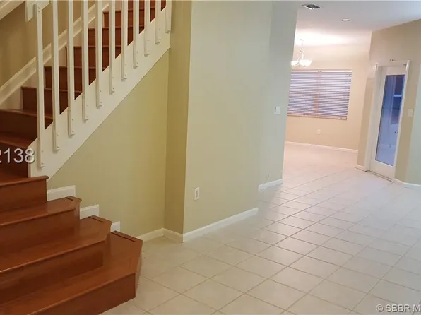 7557 NW 18th Dr, Pembroke Pines, FL 33024