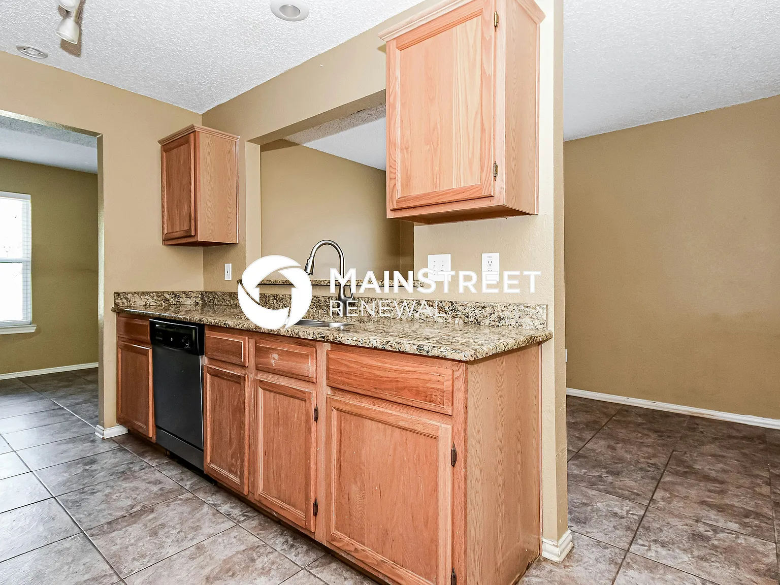 4812 Westcreek Ln — Photo 4