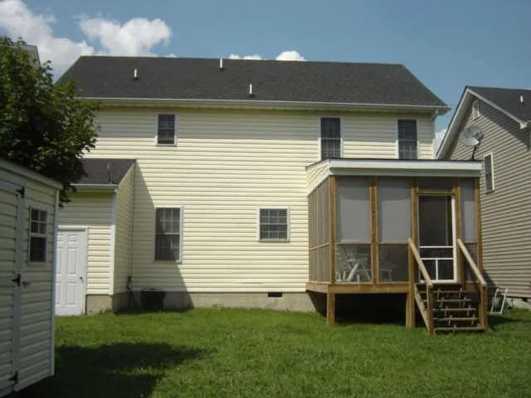 1711 Idlewood Ave — Photo 7