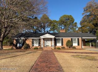 207 W Carolina St, Fremont, NC 27830