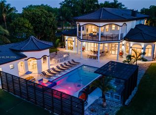 14875 SW 27th St, Davie, FL 33331