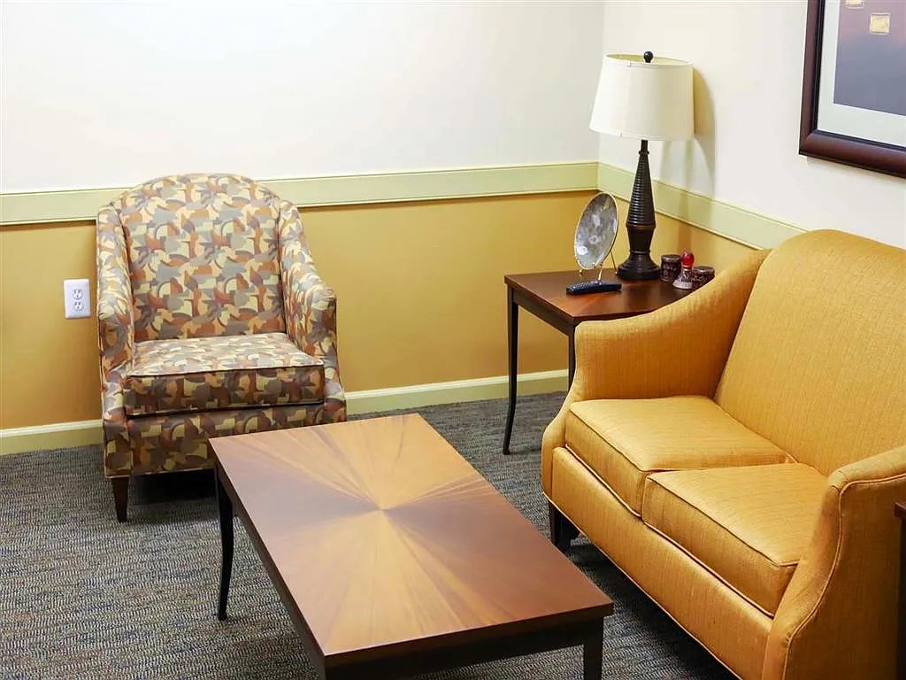 Ashland Commons — Photo 4