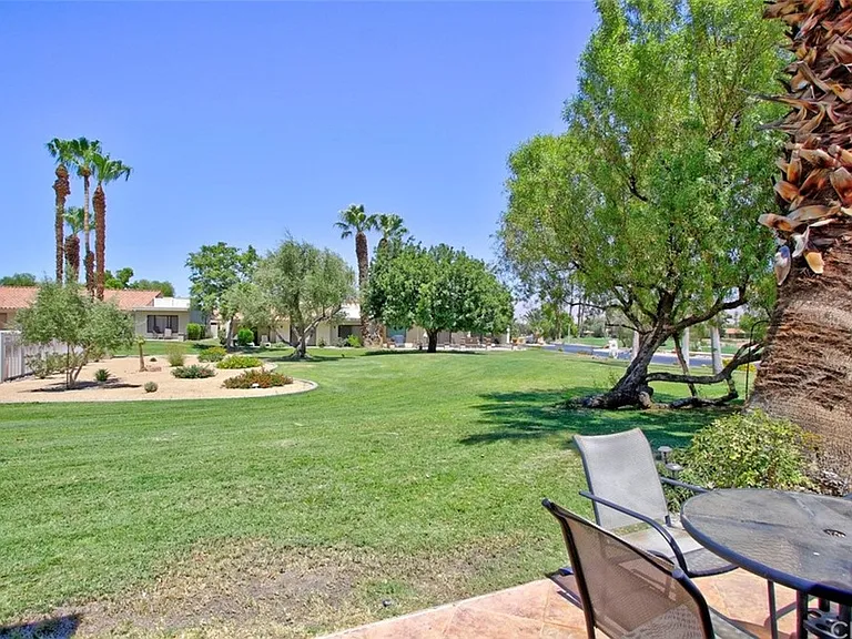 40588 Pebble Beach Cir — Photo 42