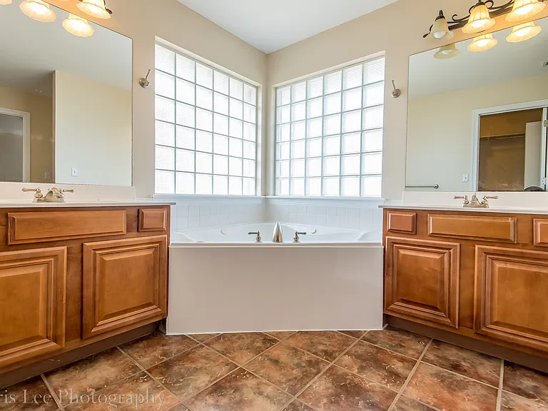 3500 Bluff Creek Loop — Photo 11