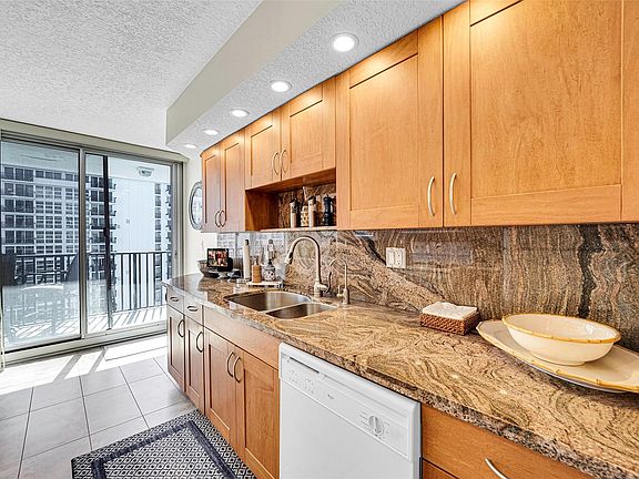 3rd image of 531 N Ocean Boulevard #1502