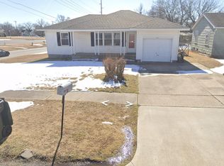 421 E 8th St, Cushing, OK 74023