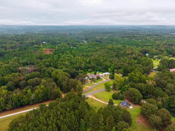 2727 Mount Moriah Rd, Pell City, AL 35125