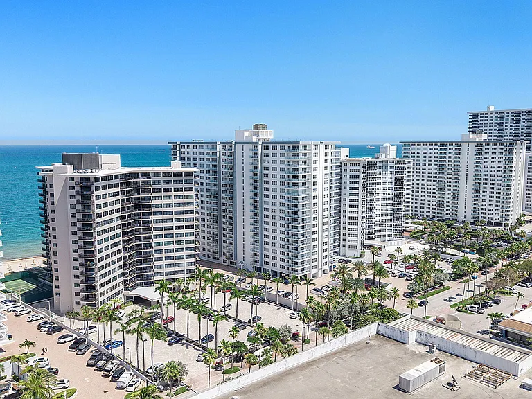 3750 Galt Ocean Dr #1002 — Photo 42