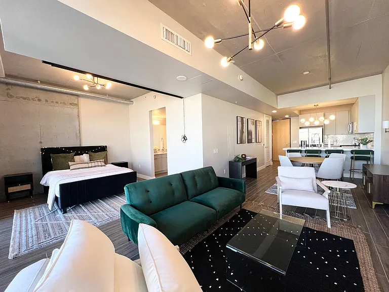 353 E Bonneville Ave #619 — Photo 9