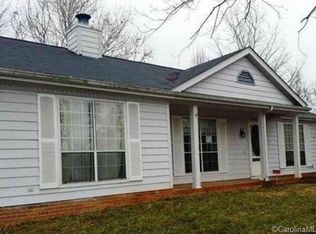 8945 Milton Morris Dr, Charlotte, NC 28227