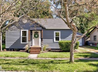 2514 Walnut St, Port Huron, MI 48060