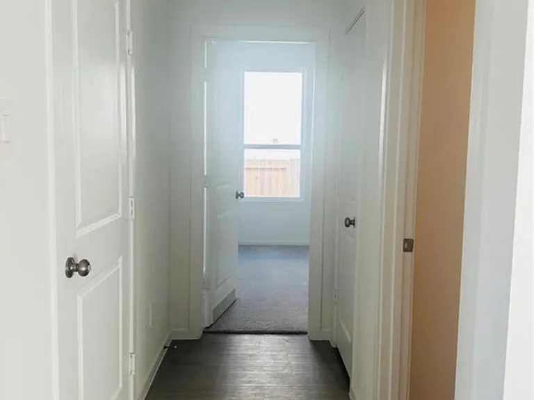 226 Draper Shadows Dr — Photo 15