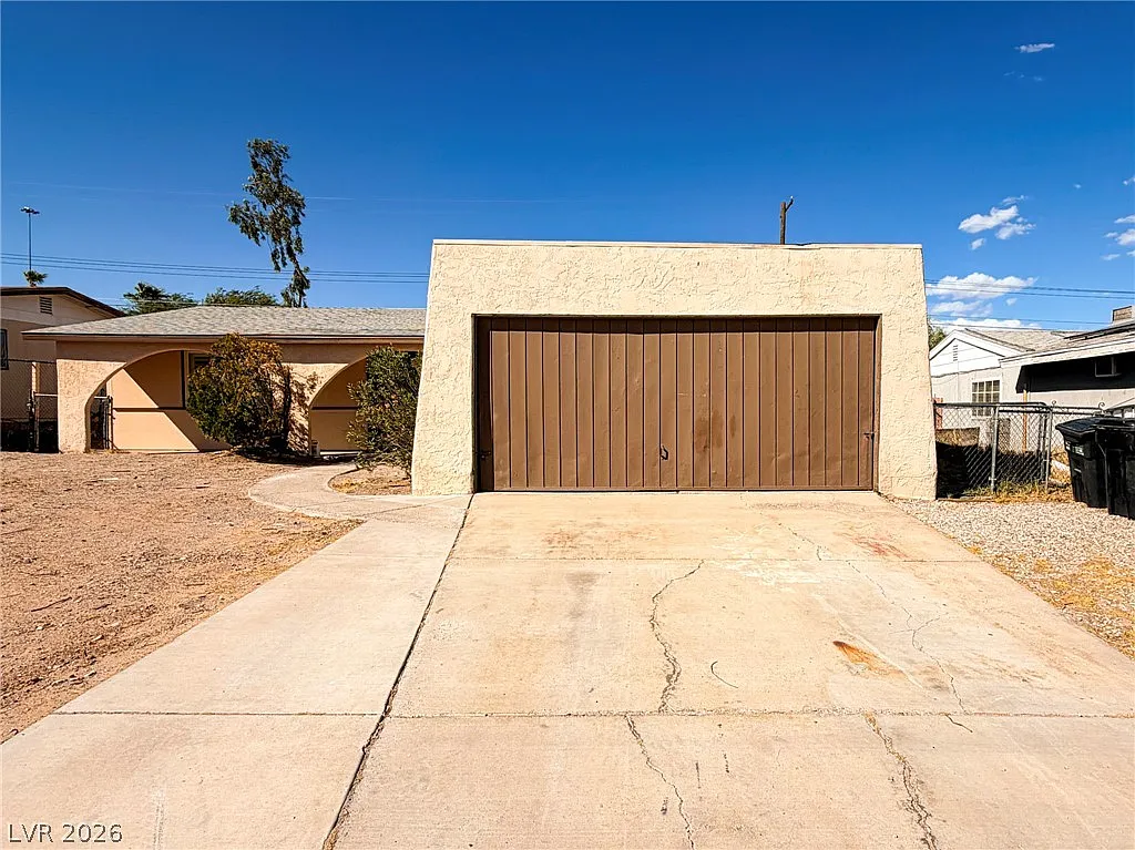 4 bed, 2.0 bath, 1152 sqft, $1,980 — Photo 1
