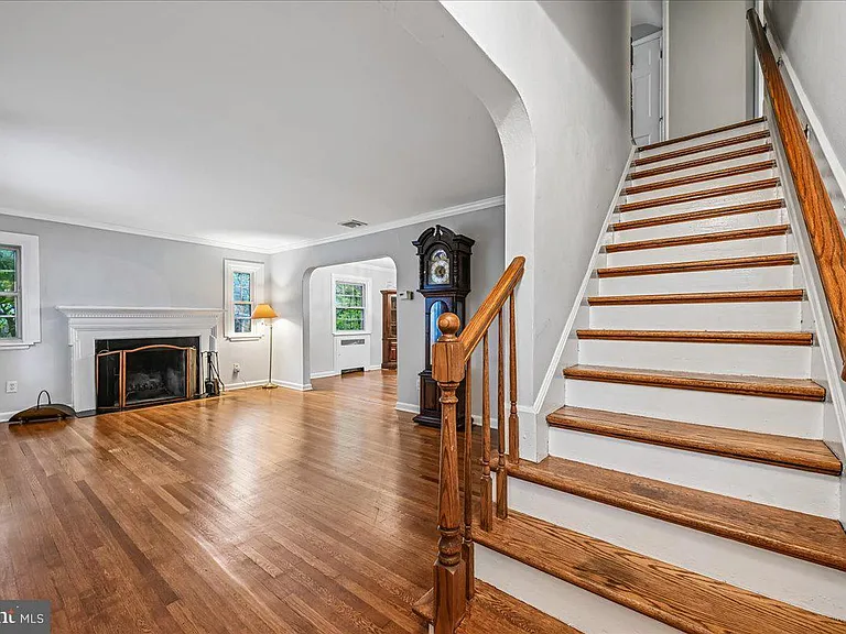 3201 Circle Hill Rd — Photo 6