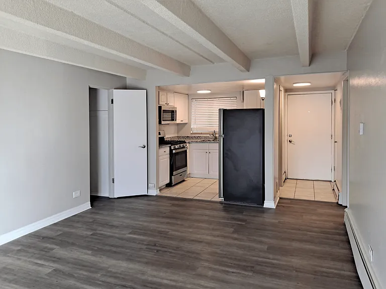 Boulder Crescent — Photo 42