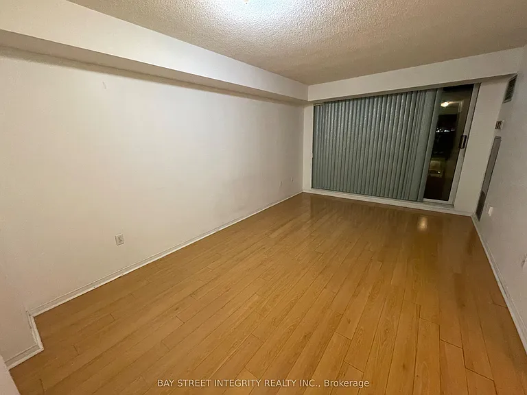 8 Pemberton Ave #709 — Photo 2