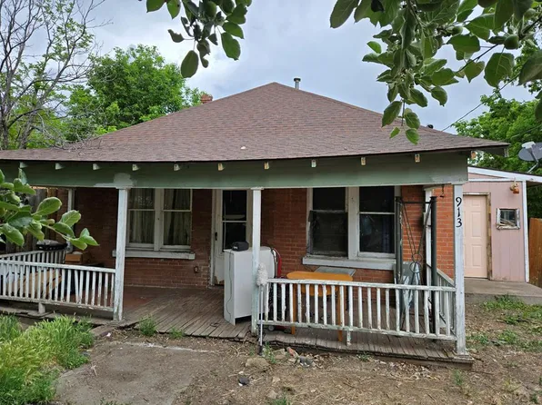 913 W 6th St, Walsenburg, CO 81089