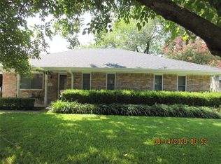 204 Fairfield St, Gainesville, TX 76240