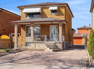 40 Chiswick Ave, Toronto, ON M6M4T9