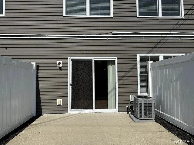 46 Roger Chaffee Dr #3 — Photo 5