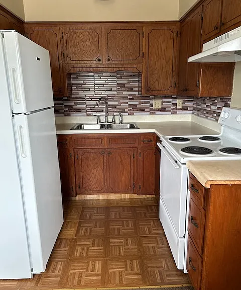 1425 S Taylor St #2 — Photo 2