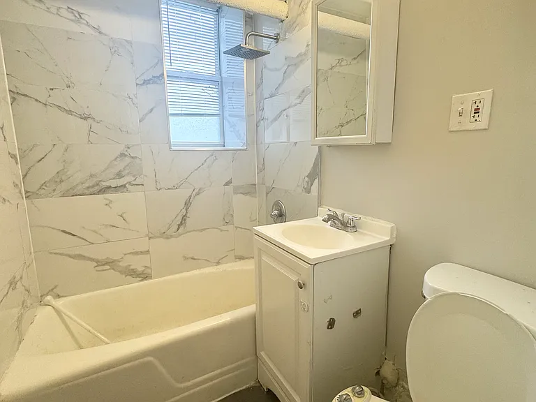 7328 Kennedy Blvd #B220 — Photo 6