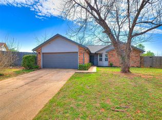 1416 Huntington Dr, Edmond, OK 73012